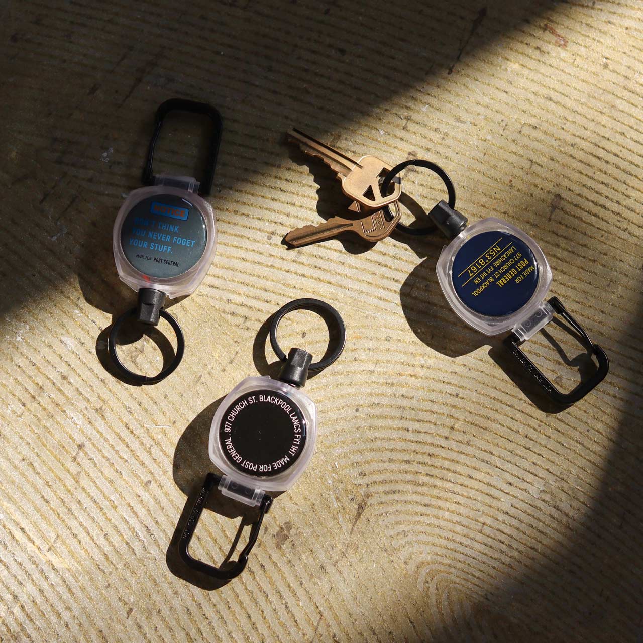 COLOR CORD REEL KEY HOLDER / カラーコード リールキーホルダー