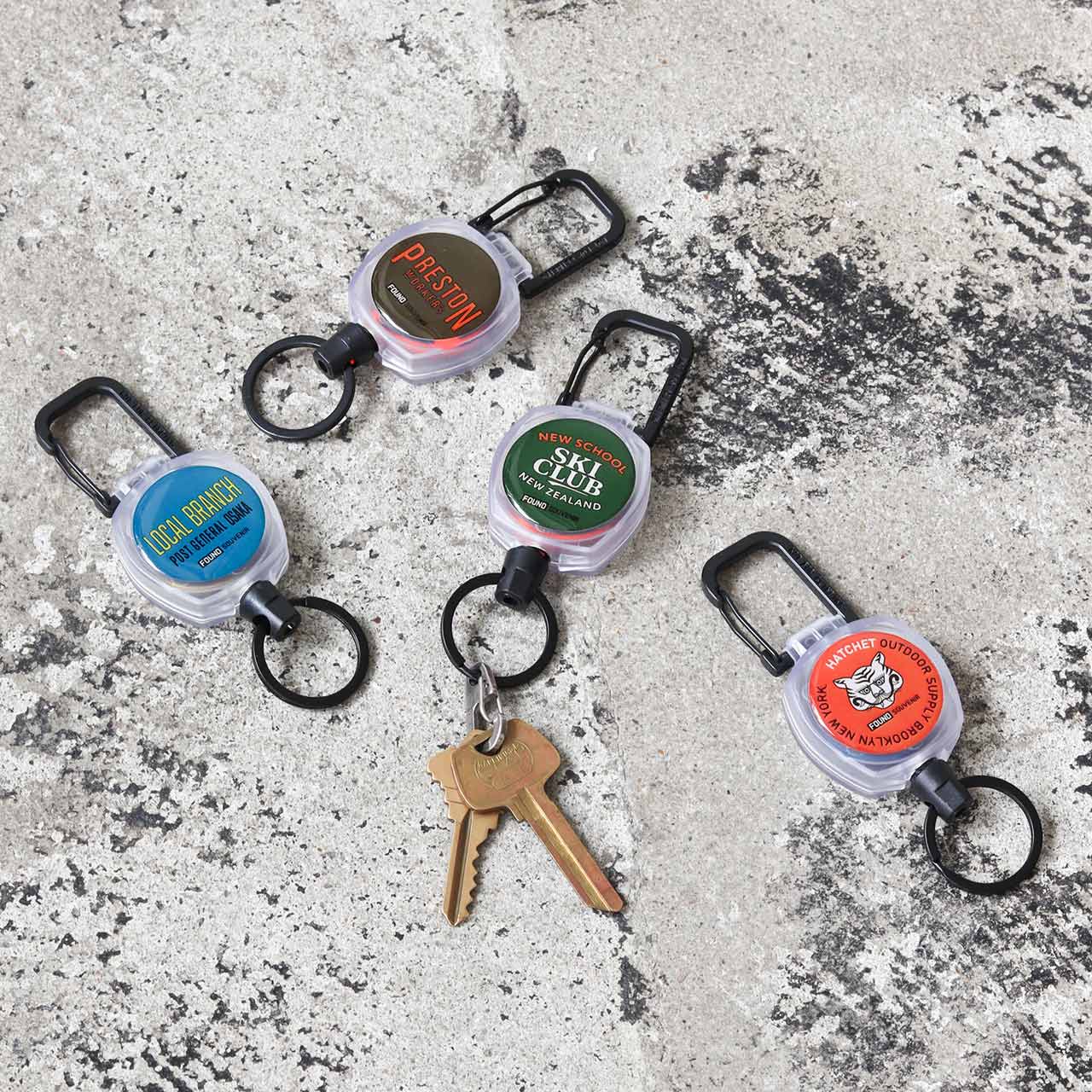 FOUND SOUVENIR COLOR CODE REEL KEY HOLDER / ファウンドスーベニア