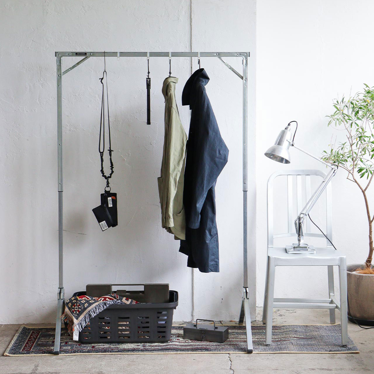 EXHIBITION FOLDABLE HANGER RACK / エキシビション フォルダブル
