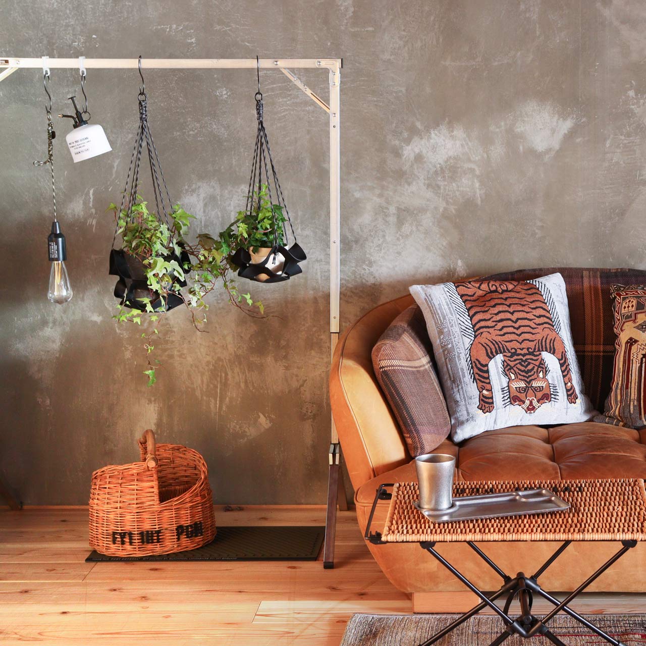 EXHIBITION FOLDABLE HANGER RACK / エキシビション フォルダブル