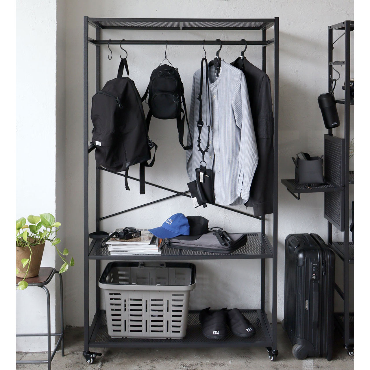 LIGHT-WEIGHT IRON COAT RACK / ライトウエイト アイアンコートラック