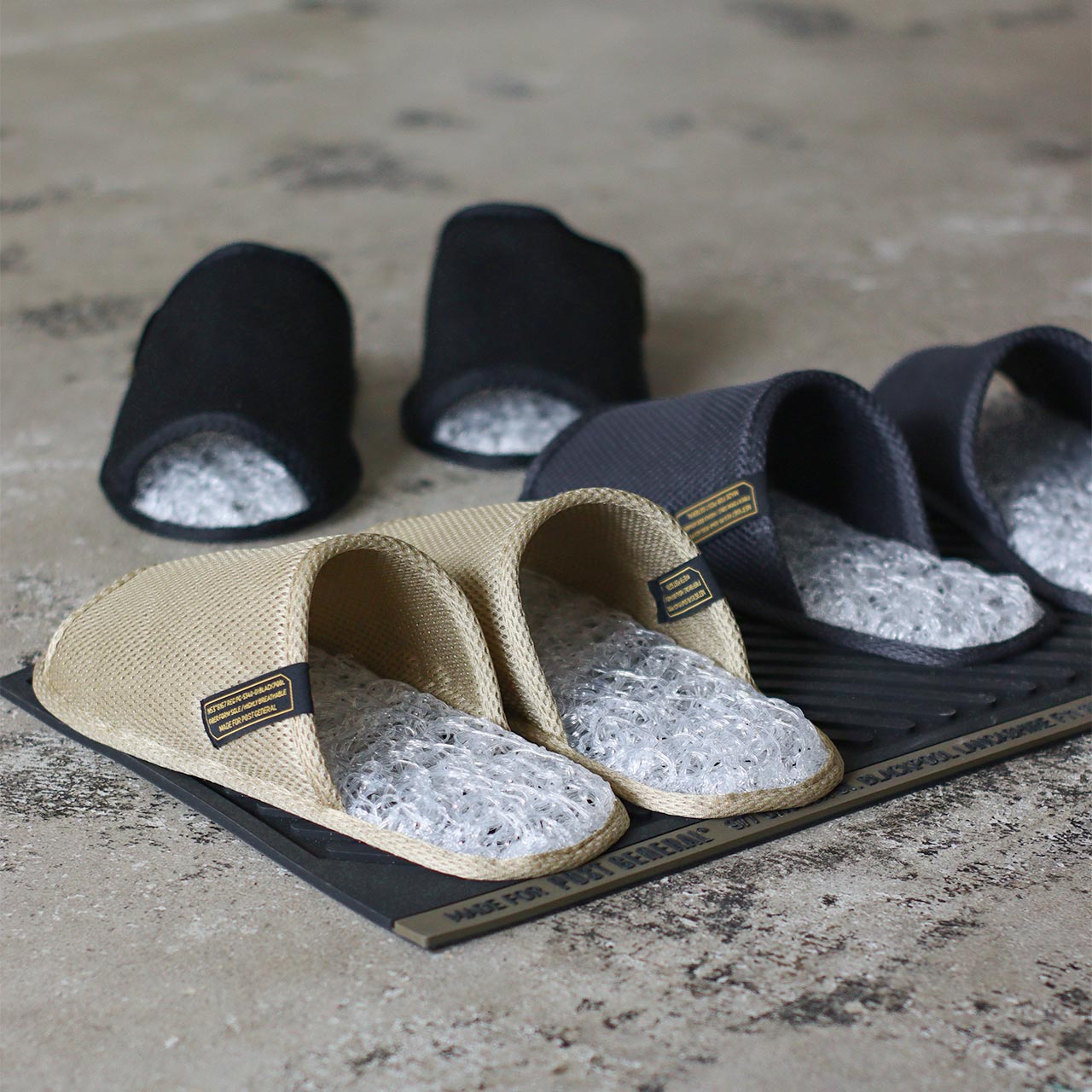 BREATHABLE SLIPPER / ブリーザブル スリッパ -BLACK 【982540031